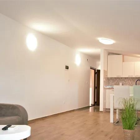 Holiday home Ferienvilla Cokuni Mit Privatem Pool