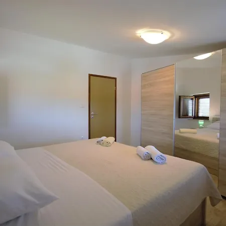 Ferienvilla Cokuni Mit Privatem Pool *