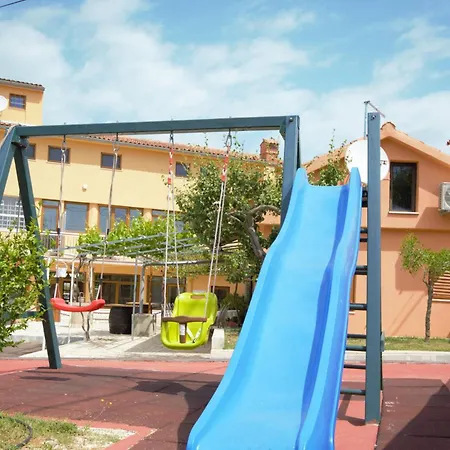 Ferienvilla Cokuni Mit Privatem Pool Holiday home