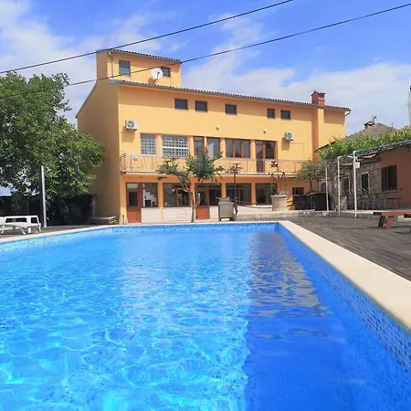 Holiday home Ferienvilla Cokuni Mit Privatem Pool Mutvoran